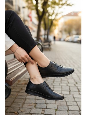 Enoch Hakiki Deri Lazer Çiçek Motifli ve Lastik Bağcıklı Ortopedik Comfort Ayakkabı