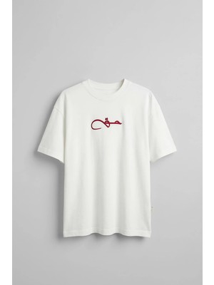 Abluka Online Erkek Oversize Nakışlı Halı Desenli Sırt Baskılı T-Shirt Ekru