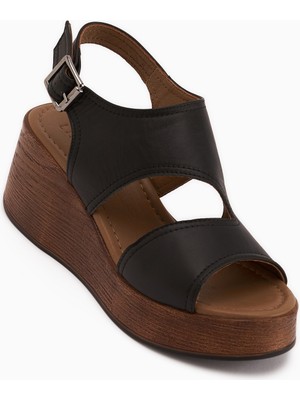 Limoya Olea Hakiki Deri Siyah Dolgu Topuklu Kadın Sandalet