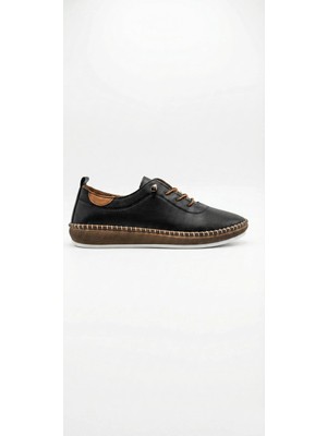 Ustalar Ayakkabı Siyah Kadın Hakiki Deri Ayakkabı 00549.2261