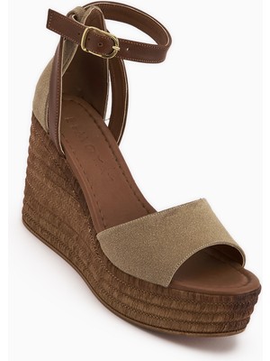 Limoya Moni Bej Süet Dolgu Topuklu Bilekten Tokalı Kadın Sandalet