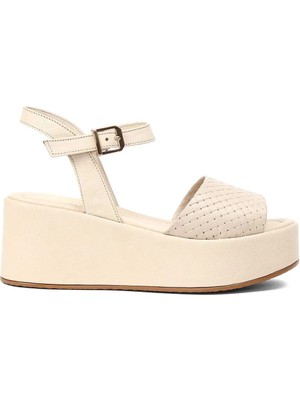 Celal Gültekin Kadın Bej Dolgu Topuklu Deri Sandalet