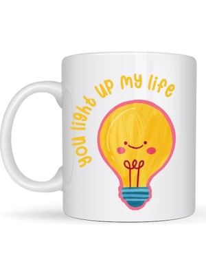 Özfırat Pvc Yapı You Light Up My Life Tasarımlı Porselen Kupa Model 15 - Sevimli Ampul Desenli Hediyelik Kahve Kupası