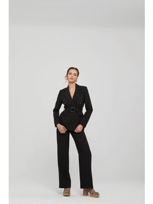 Kadın Kruvaze Yaka Düğme Kapamalı Kemerli Siyah Ceket NAAR91640-SİYAH