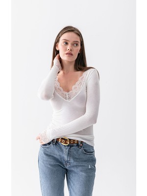 Wega Moda Kadın Transparan Dantelli Kaşmir Bluz – Şeffaf Günlük Şık Yazlık Bulz