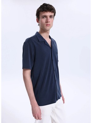 Jeep Relaxed Apaş Yaka Düz Lacivert Erkek Gömlek J6SM-GML7234