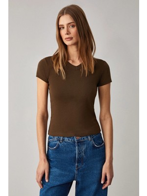 Ethiquet MASROUTI Kadın Slim Kısa V Yaka Kısa Kol Kahverengi T-Shirt