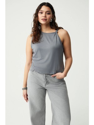 ETHIQUET Katerbb Kadın Tek Omuzu Düğüm Detaylı Kolsuz Gri Büyük Beden Bluz