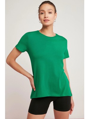 ETHIQUET Tatum Kadın %100 Organik Pamuklu Süprem Yuvarlak Yaka Comfort Fit Kısa Kollu Örme Yeşil T-shirt