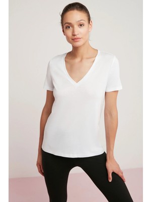 Ethiquet Ethıquet Mabel Kadın 100% Pamuk V Yaka Yarım Kollu Örme Regular Fit Basıc Beyaz T-Shirt