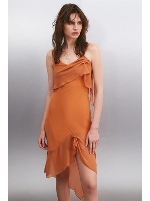 Ethiquet VESPERTINA Kadın Şifon Dokuma Kumaşlı Asimetrik ve fırfır Detaylı Midi Turuncu Elbise