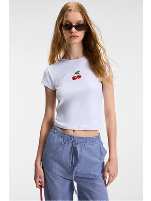 Grimelange ETHIQUET ZEFIRA Kadın Bisiklet Yaka Kısa Kollu Önü Boncuk İşleme Detaylı Slim Beyaz T-Shirt