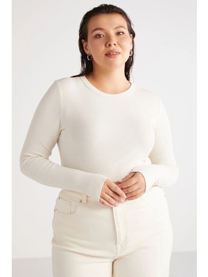 ETHIQUET Aınobb Kadın Büyük Beden Fitilli Görünümlü Vücudu Tamamen Saran Yuvarlak Yaka Beyaz Büyük Beden Bluz