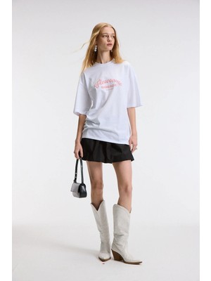 Ethiquet KAROLISKA Kadın %100 Pamuk Oversize Fit Kısa Kollu Yuvarlak Yaka Beyaz T-Shirt