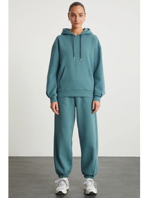 Grimelange ETHIQUET ARONDIR Kadın Oversize Fit Lastikli Paça Beli Lastikli Yeşil Eşofman Altı