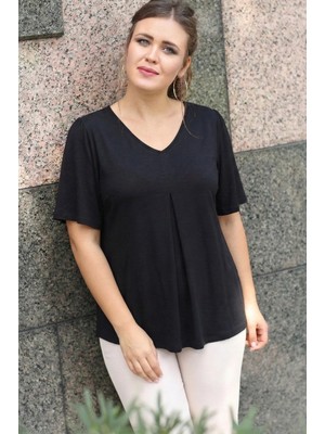 Curvy Trend Büyük Beden V Yaka Önü Pliseli Kısa Kol Bluz
