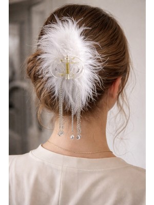 Bymiel Tüylü Taş Detaylı Kadın Saç Tokası – Zarif Kristal Sallantılı Klips