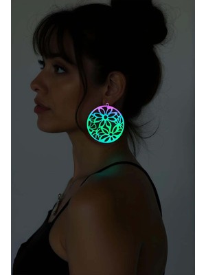 Marsilyan Rainbow Reflektörlü Çiçek Küpe, Şık Tasarım Lazer Kesim Küpe - APBJ023