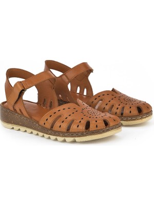 Cozi Company Hakik Deri Yumuşak Tabanlı Tokalı Kadın Sandalet