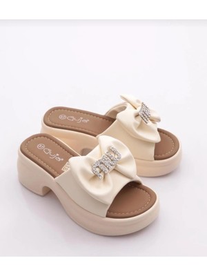 Guja 26Y453-1 Kalın Topuklu Platfom Tabanlı Fiyonklu Taşlı Premium Terlik