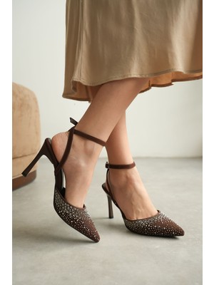 Trendella Kadın Acı Kahve Taşlı Topuklu Ayakkabı TR08MS22C