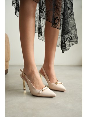 Trendella Kadın Bej Tokalı Topuklu Ayakkabı TR08MS34B