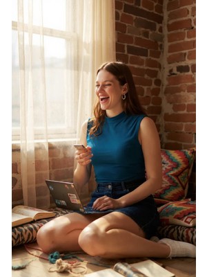 Marsilyan Kadın Mavi Kolsuz Balıkçı Yaka Basic Bluz