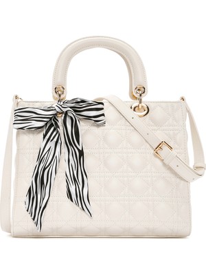 Derimod Kadın Krem Uzun Askılı Kapitone Kol Çantası 26PBD2806KP