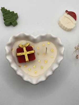 Verda Desing Hediye Paketi Tasarımlı Beyaz Kalpli El Yapımı Dekoratif Tasarım Alçı ve Mum Setiı