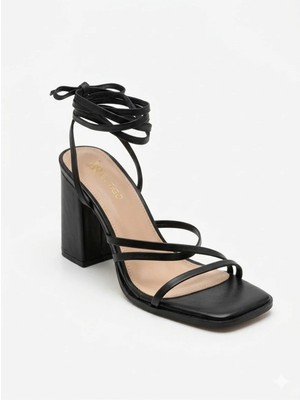 Butigo INT1223Y063 3fx Kadın Siyah Topuklu Ayakkabı