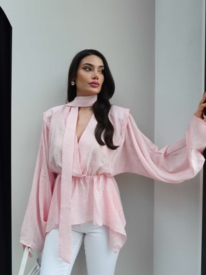 Esra Helvacı Fular Detaylı Jakarlı Gömlek