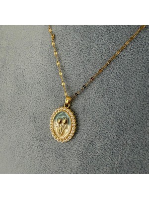 Marem Çiçek Detaylı Çelik Kolye