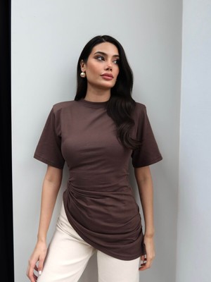 Esra Helvacı Vatkalı Yan Büzgü Detay Tshirt