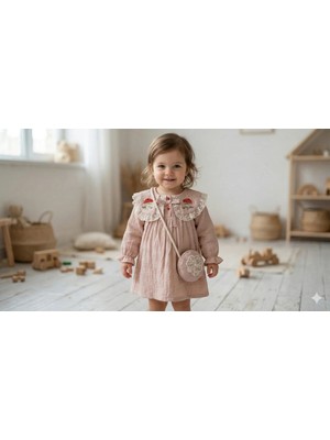 Lenna Baby Mantar Nakışlı Yakası Dantelli Çantalı 2’li Kız Bebek Elbise %100 Pamuk