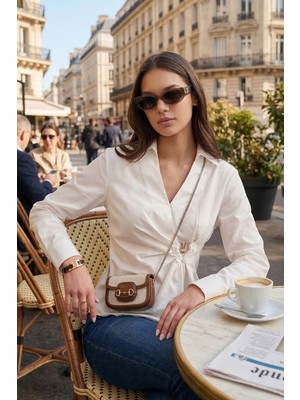Lela % 100 Pamuk Slim Fit Toka Detaylı Uzun Kollu Gömlek Bayan Gömlek 6778317
