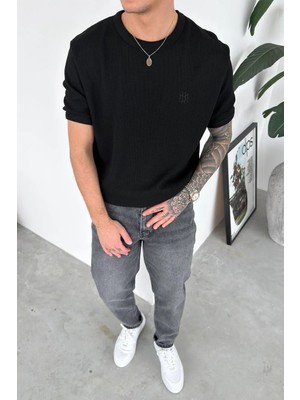 HAFKA Siyah Nakış Detaylı Dokulu Oversize Tişört