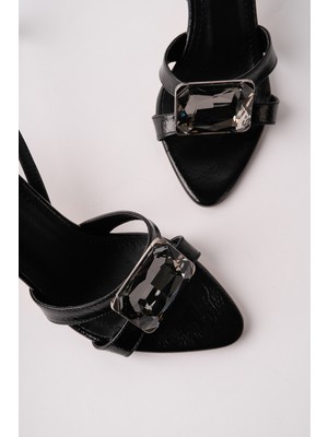 MARSHETTA Adelia Siyah Bilekten Tokalı Kristal Taş Detaylı Kadın Düğün Davet Topuklu Abiye Ayakkabı