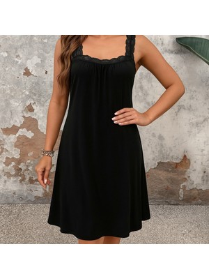 Zenvia Kadın Dantel Askılı Kare Yakalı Uzun Viskon Elbise