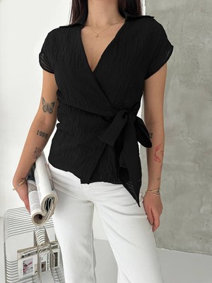 Kruvaze Yakalı Kolsuz Gömlek