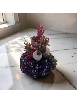 Florivya Design Florivya Desenli Kumaş Kabak Aranjmanı – Çiçekli Dekoratif Tasarım