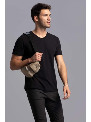 DeFacto Slim Fit V Yaka Basic Pamuklu Tişört Erkek Kısa Kol Günlük Siyah Konforlu Kullanım