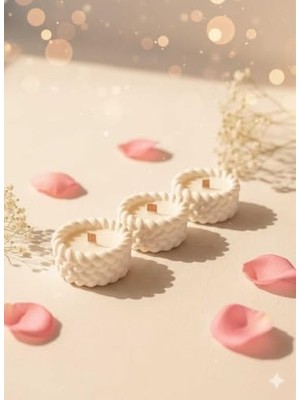 Daisy Store El Yapımı Dekoratif Soya Mumlu Ahşap Fitilli - Örme Dokulu Tasarım - Doğal Kokusuz Ev Dekorasyonu Mumu - Oturma Odası, Yatak Odası ve Hediye Için Minimalist Beyaz Mum - 3'lü Set