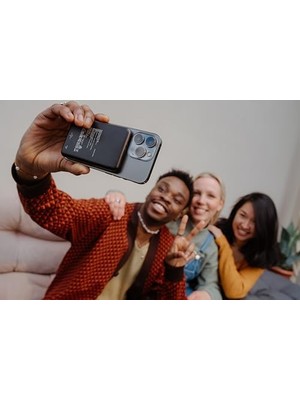 Daisy Store Manyetik Power Bank 10000 Mah, Kablosuz Şarj Cihazı 15 W, Usb-C ile 20 W Pd, Küçük ve Manyetik Powerbank 15, 14, 13, 12, Pro, Max, iPad Için, Siyah