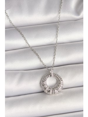 Pileli Store 316L Çelik Gümüş Renk Zincir Zirkon Taş Işlemeli Daire Model Kadın Kolye