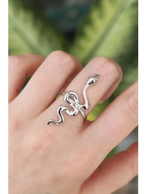 Pileli Store Pirinç Gümüş Renk Ayarlanabilir Yılan Yüzük