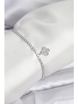 Pileli Store Yonca Model Zirkon Taşlı Gümüş Renk Asansörlü Su Yolu Bileklik