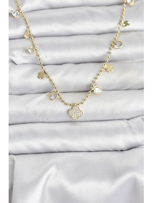 Pileli Store Pirinç Gold Renk Yonca Model Kadın Kolye