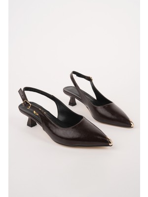 Muggo Vuxia Sivri Burun Metal Burun Detaylı Arkası Açık Kadın Topuklu Ayakkabı