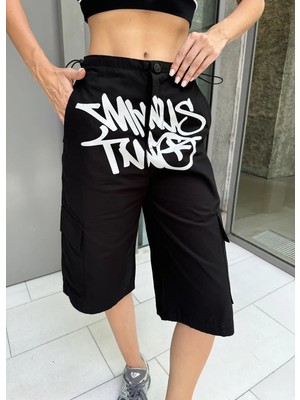 Pileli Store Minus Baskılı Kargo Şort