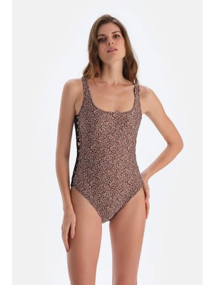 Dagi Kahverengi U Yaka Mayo